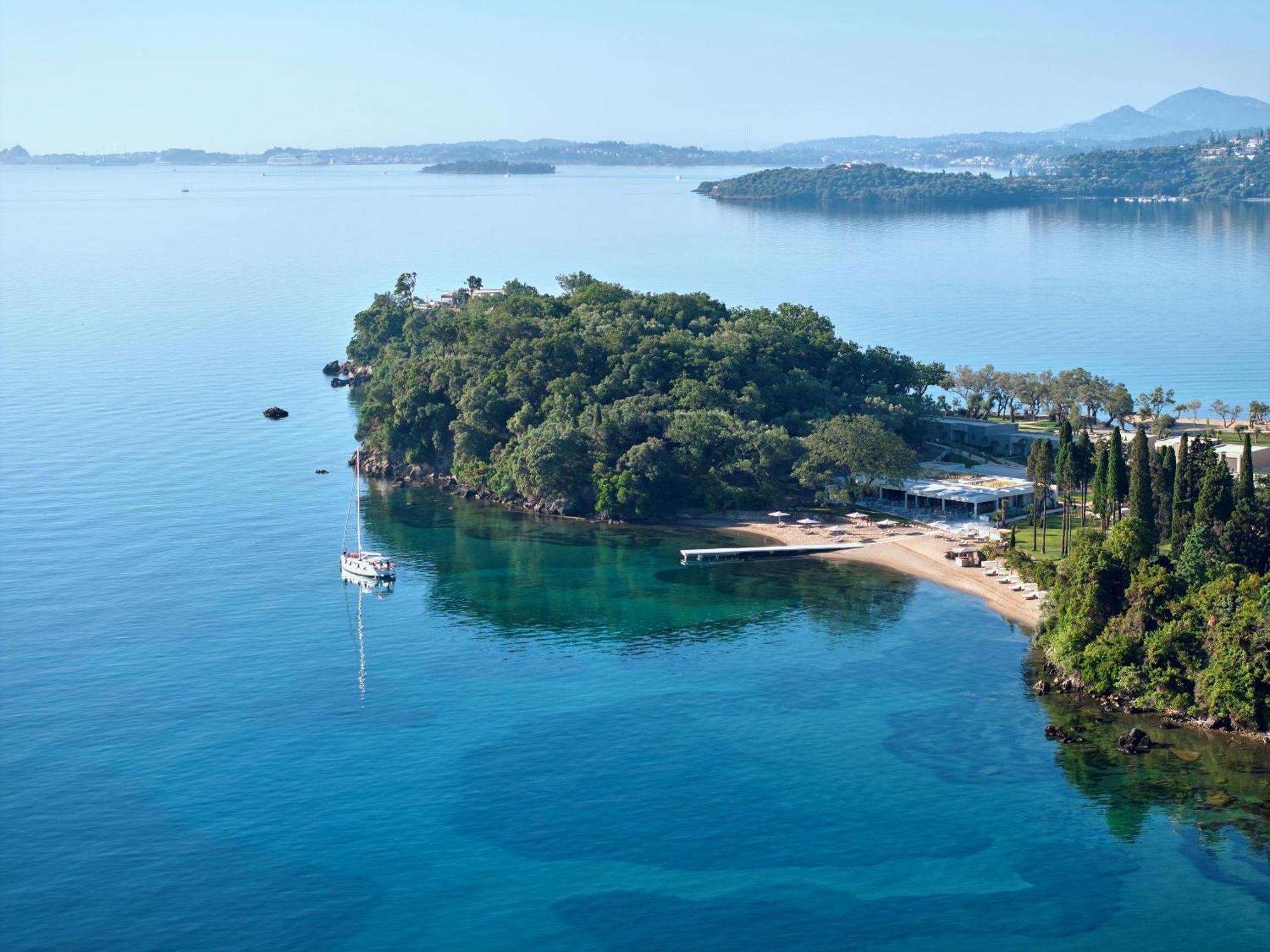 Hotel Ikos Odisia à Corfu  Extérieur photo