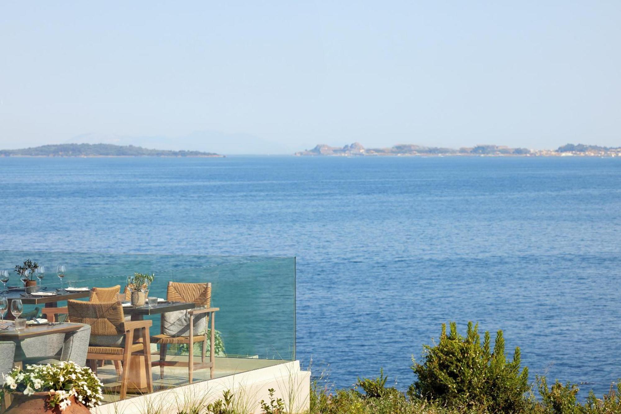 Hotel Ikos Odisia à Corfu  Extérieur photo